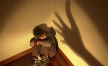 В Ивано-Франковской области мужчину задержали по подозрению в развращении своего 14-летнего пасынка