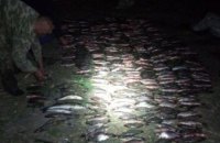 На Днепропетровщине в очередной раз задержали браконьеров, которые ловили рыбу сетями