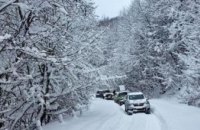 ​Из-за снегопада в Днепре произошел транспортный коллапс (ВИДЕО)