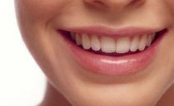 В Голландии изобрели пластиковые зубы, которые могут бороться с кариесом