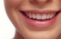 В Голландии изобрели пластиковые зубы, которые могут бороться с кариесом