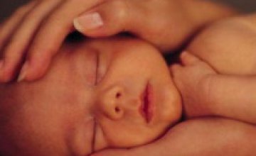 Верховная Рада согласилась увеличить помощь при рождении ребенка