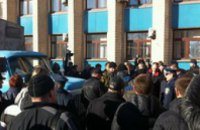 Жители Днепродзержинска требуют прекратить фальсификации в округе №30 и ввести результаты голосования на сайт ЦИК