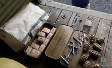 В Днепропетровской области выявили «Камаз», груженный боеприпасами (ВИДЕО)