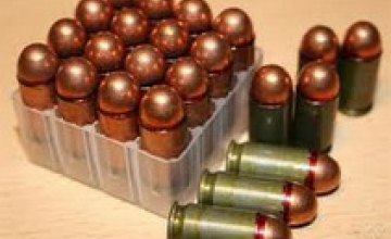 В Сумской области пограничники нашли 30 боевых патронов в пакете из-под сока