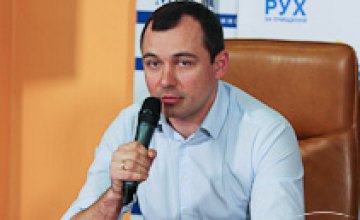 Действующее избирательное законодательство дает возможность олигархам удерживать политику в своих руках, - Василий Гацько
