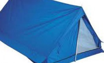 После ссоры с девушкой криворожанин решил переехать жить в палатку