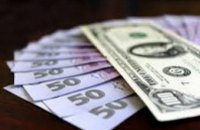 Доллар на межбанке устанавливает новые рекорды