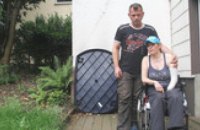 В Германии женщина лишилась ног и руки из-за укуса комара