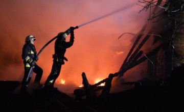 В Харьковской области при пожаре погибла мать с двумя детьми 