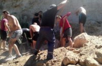 ​В Харьковской области 18-летний парень погиб под завалом песка (ФОТО)