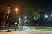 Черговий по місту перевірив, як зробили освітлення у парках і скверах Дніпра, укриття в ліцеї 