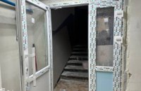 Дніпро продовжує оновлювати будинки мешканців міста: цьогоріч у 271 домі замінили старі двері на енергоощадні та відремонтували аварійні під’їзди