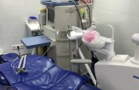 В Мариуполе 2-летний ребенок умер в кресле у стоматолога (ВИДЕО)