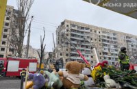 Міські служби на місці трагедії у Дніпрі працюють цілодобово, — черговий по місту