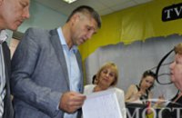 Партия развития Украины отправляет гуманитарную помощь Днепропетровщины для детей Донбасса (ФОТОРЕПОРТАЖ)