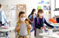 С начала учебного года в более, чем 10 школах Днепропетровщины зафиксированы несоблюдения противоэпидемических мероприятий, - Госпродпотребслужба