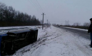  Во Львовской области перевернулась маршрутка с пассажирами