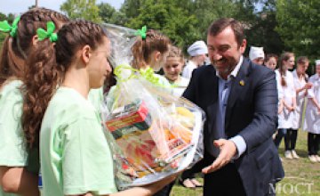 В Орджоникидзе школьники соревновались в оказании первой медицинской помощи