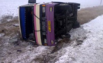 В Днепропетровской области перевернулся пассажирский автобус