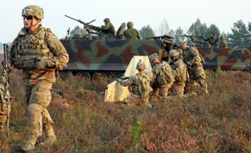 Под Львовом стартуют украинско-канадские военные учения 
