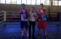 ​Юноши из Днепропетровщины завоевали 9 медалей на чемпионате Украины по боксу
