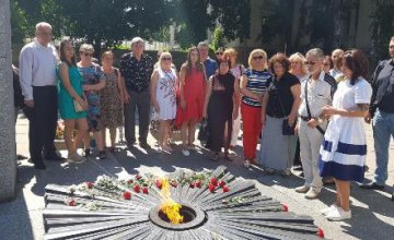 ​На Днепропетровщине команда Александра Вилкула почтила память павших в Великой Отечественной войне 