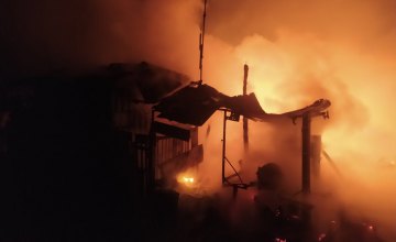 Спасатели Днепропетровщины ликвидировали пожар в летней кухне