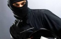 В фальшивом «обменнике» Киева у мужчины украли $50 тыс