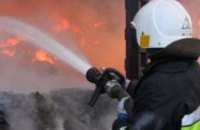 В Днепре на пр. Поля загорелось 5-этажное здание: есть пострадавшие