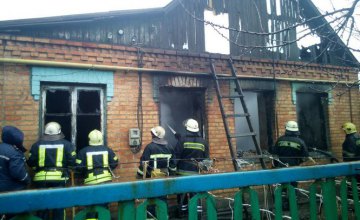 В Никополе в результате пожара в частном доме погиб пенсионер (ФОТО)