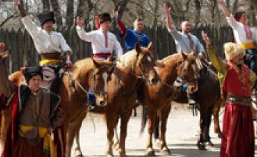 Единственный в Украине конный театр запорожских казаков закрыт