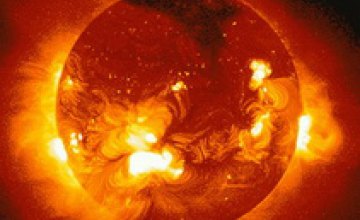Сильная вспышка на Солнце может вызвать на Земле магнитную бурю в субботу