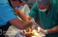 Йдемо на рекорд: хірурги Дніпра проводять до сотні операцій щодня