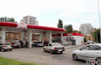 В Украине за неделю розничные цены на бензин и ДТ снизились почти на 40 коп