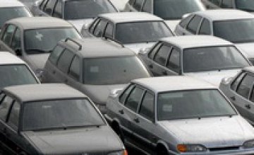 Спрос на украинские автомобили сократился с начала кризиса в 6 раз