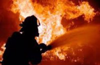 Ночью в Одессе пожар уничтожил сразу 7 магазинов