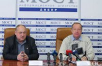 Проверки нелегальных перевозчиков в Днепропетровской области не осуществляются, - профсоюзы таксистов и работников автотранспорт