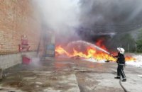 На Днепропетровщине горели производственные склады 