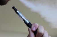 Электронные сигареты способствуют курению табака - ученые