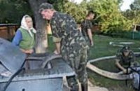 Президент обязал Днепропетровских спасателей провести восстановительные работы в одном из сел Ивано-Франковской области