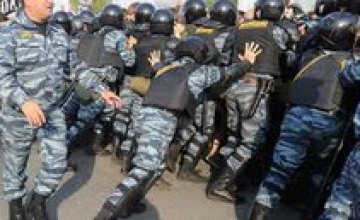 В Москву движется военный транспорт: там пройдет оппозиционное шествие