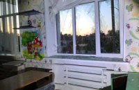 ​Через ворожі обстріли в Нікополі пошкоджені навчальні заклади та житлові будинки