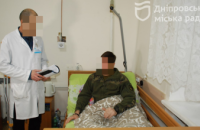 «Тримаємось»: лікарі Дніпра розказали про порятунки життів військових