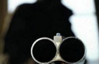 Балаклавы, шприцы и пистолеты: в Днепре задержали вооруженную преступную группировку (ФОТО)