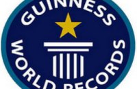 Массовый урок английского: жителей Днепропетровщины призывают побить мировой рекорд Гиннеса