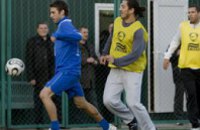 Футболисты «Днепра» сыграли с теннисистами