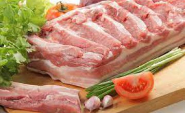Свинина стала лидером по росту цен на продукты в супермаркетах  Днепра за минувшую неделю