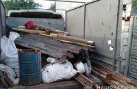 ​На Днепропетровщине на территории частного дома мужчина организовал пункт приема металлолома