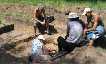 В Днепропетровске археологи раскопали таможню и могилы секс-рабынь